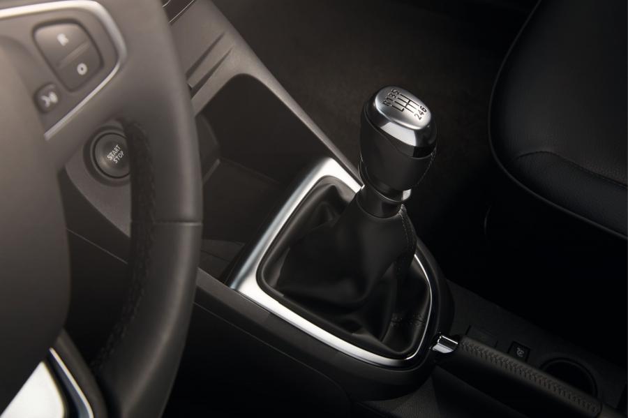 Детали интерьера Renault Captur 2017 года  (WW) (фото 26 из 149)